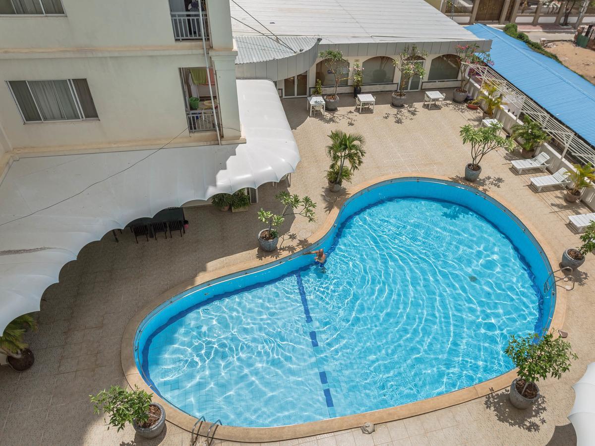 MekongView 1 CondoTel Phnom-Penh Buitenkant foto