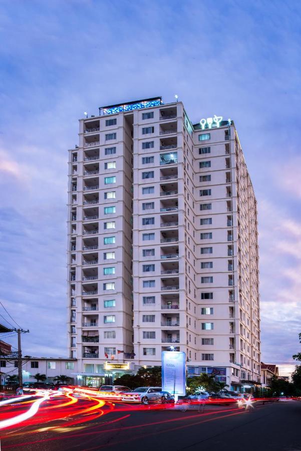 MekongView 1 CondoTel Phnom-Penh Buitenkant foto