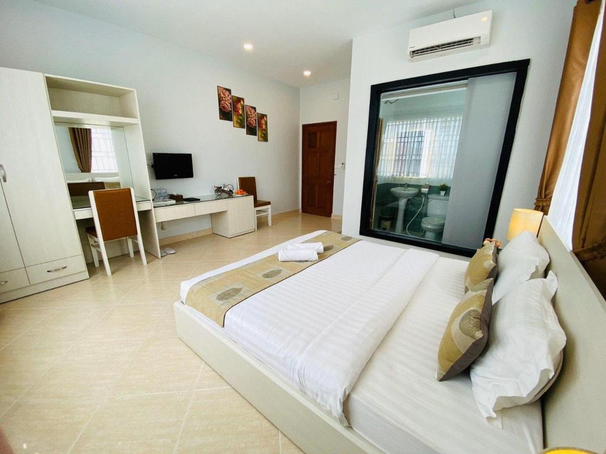 MekongView 1 CondoTel Phnom-Penh Buitenkant foto